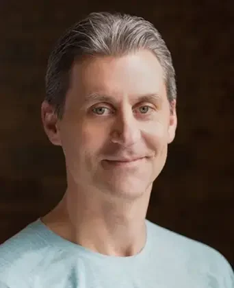 Luke Headshot